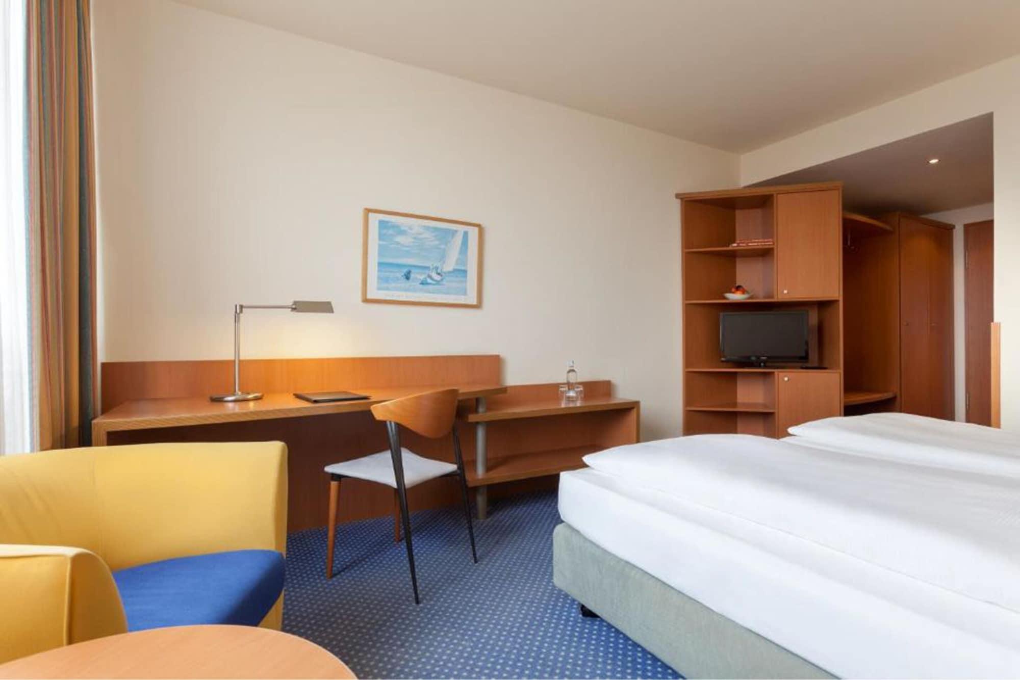 Vienna House By Wyndham Baltic Stralsund Hotel Buitenkant foto
