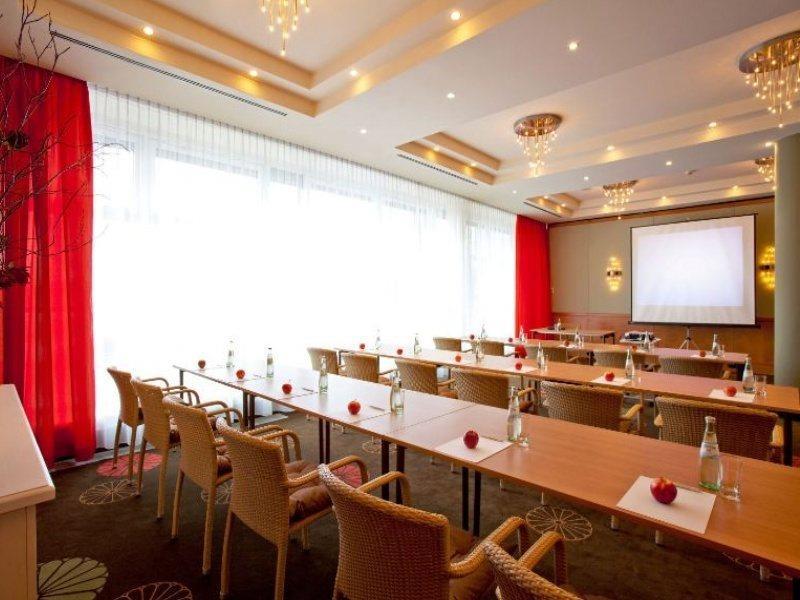 Vienna House By Wyndham Baltic Stralsund Hotel Buitenkant foto