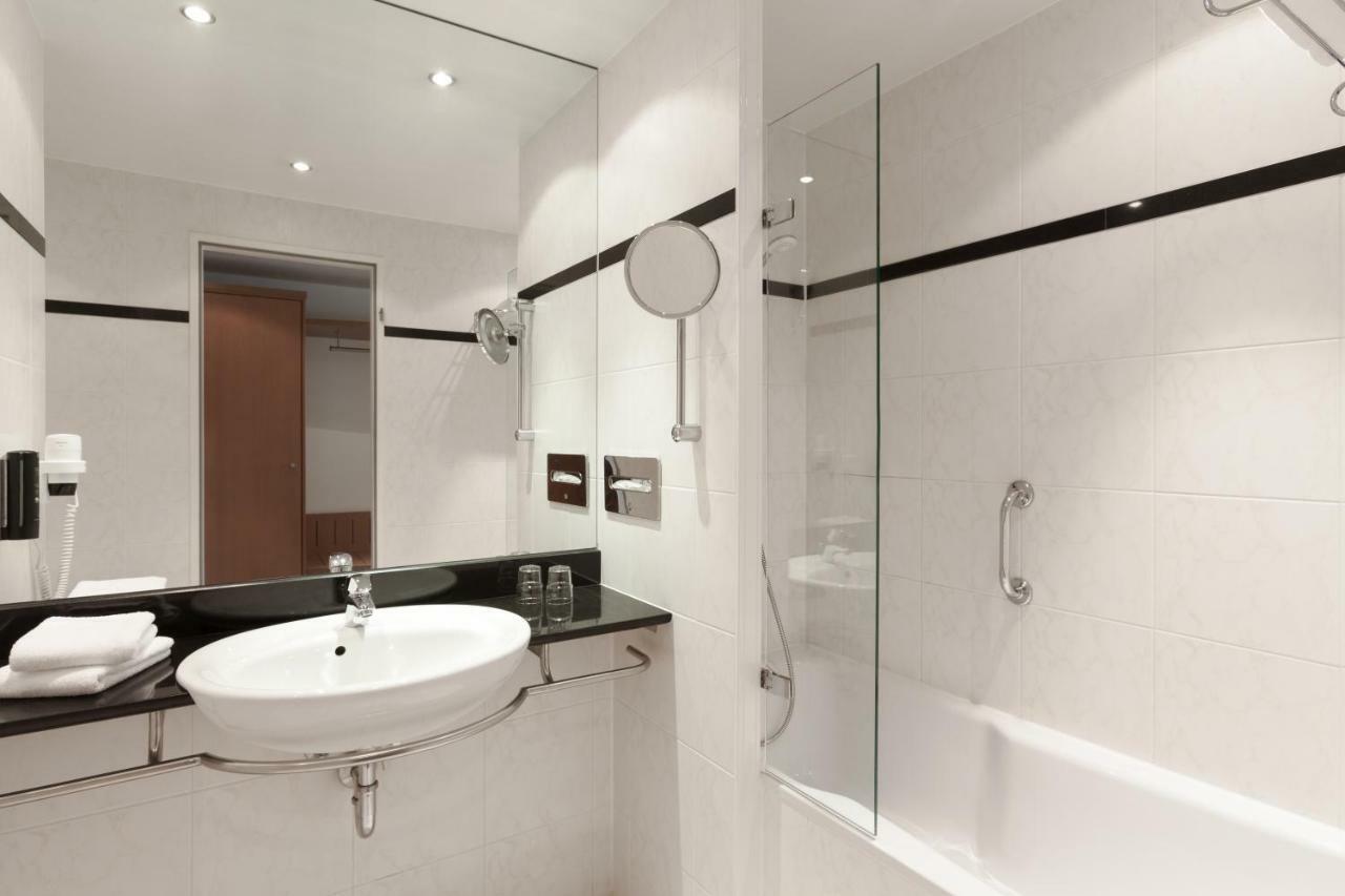 Vienna House By Wyndham Baltic Stralsund Hotel Buitenkant foto